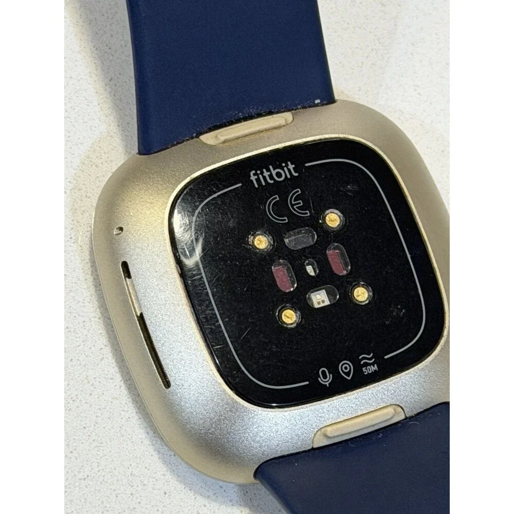 Fitbit Versa 3 GPS Smartwatch Blue - Fully Tested & Reset - Charger Included